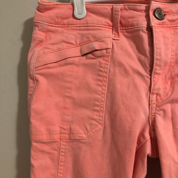 American Eagle neon peach super stretch jeggings - Picture 5 of 10